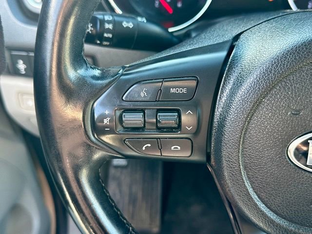 Used 2020 Kia Sedona EX image 33