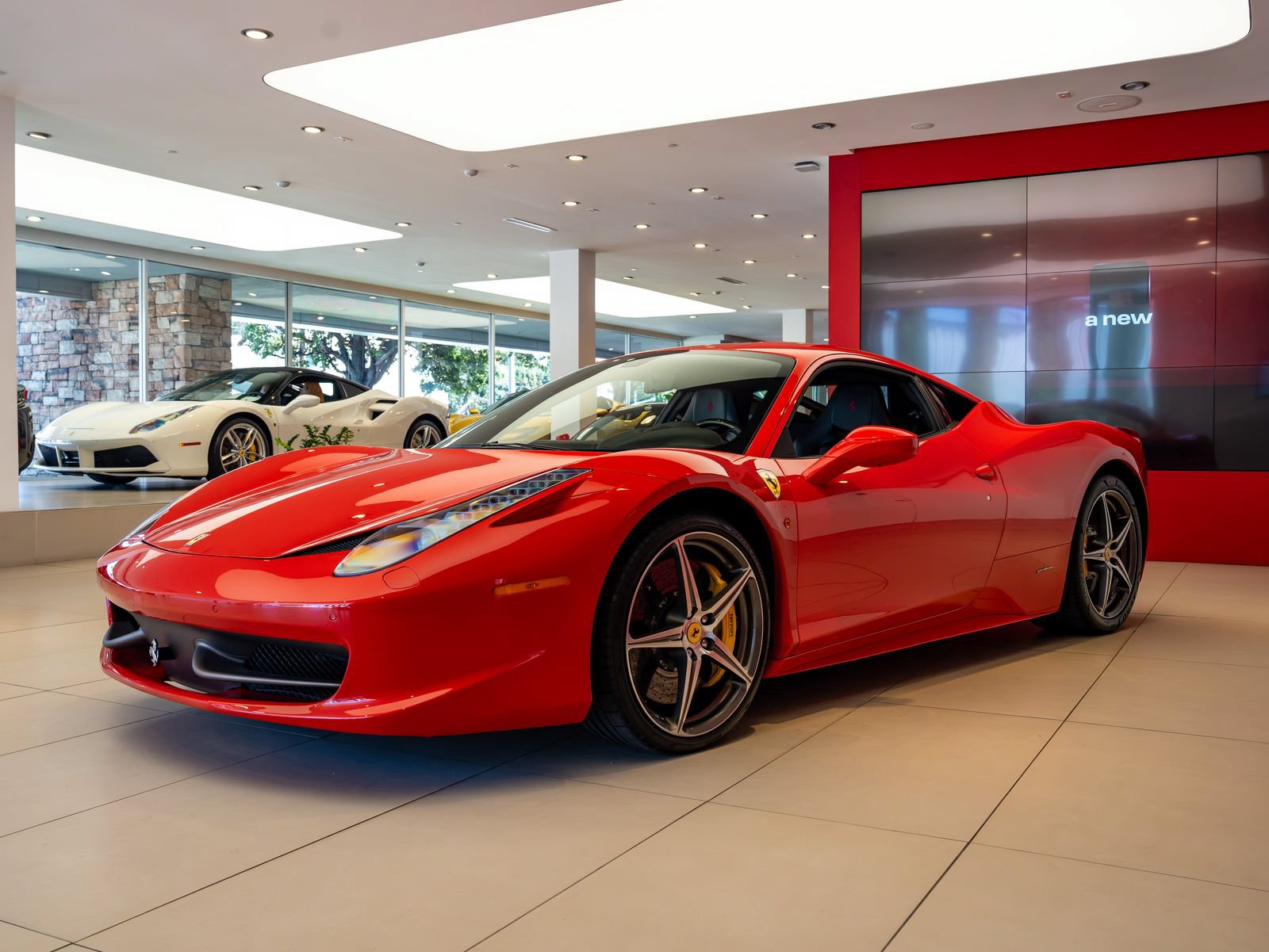 Certified 2014 Ferrari 458 Italia Coupe RWD image 4