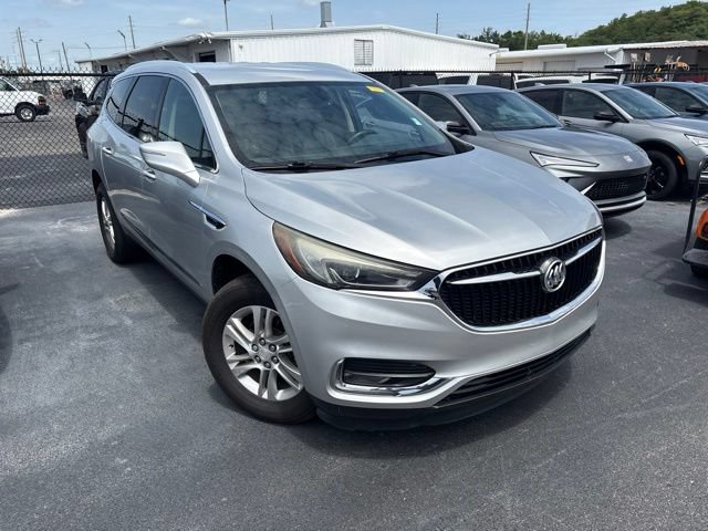 Used 2018 Buick Enclave Essence FWD image 3