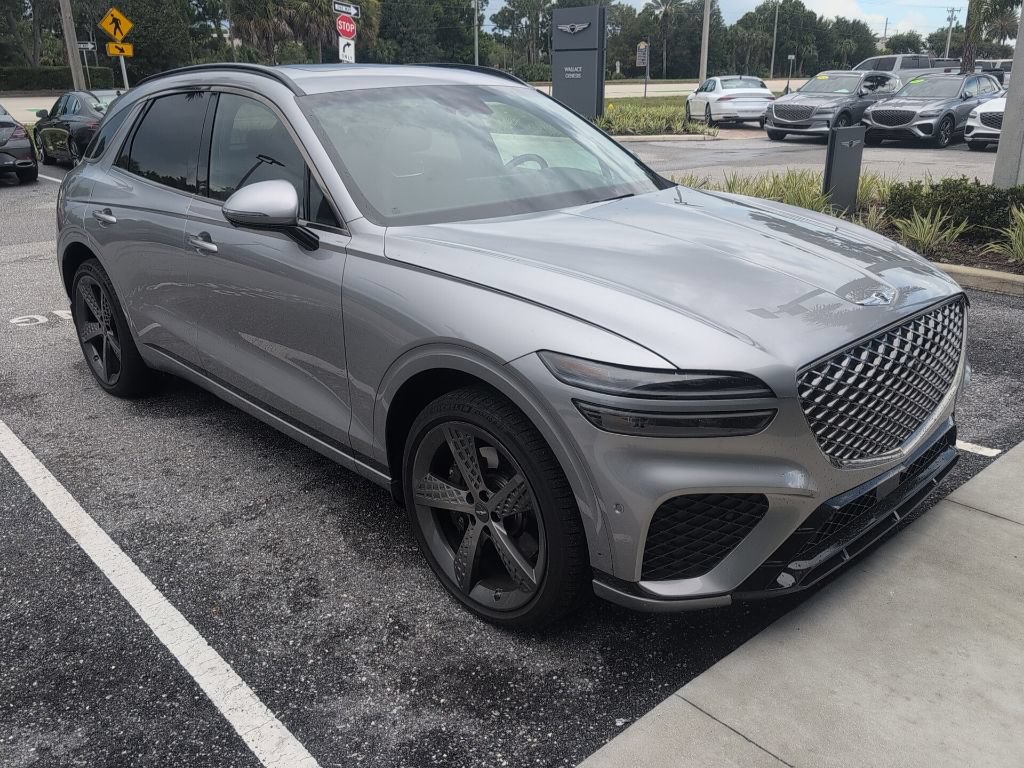 Used 2024 Genesis GV70 2.5T w/ Sport Prestige Package AWD/4WD image 2