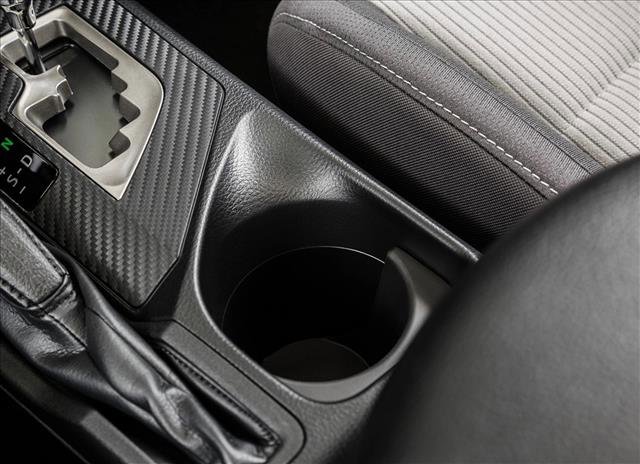 Used 2015 Toyota RAV4 Limited image 10