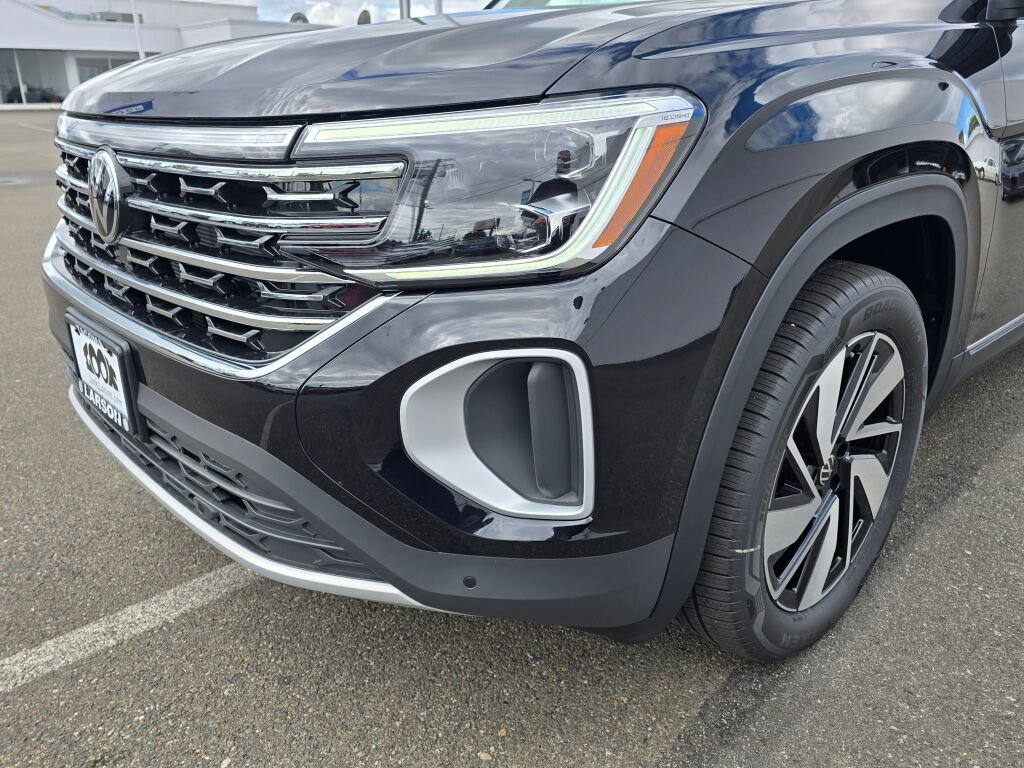 New 2025 Volkswagen Atlas SEL image 10