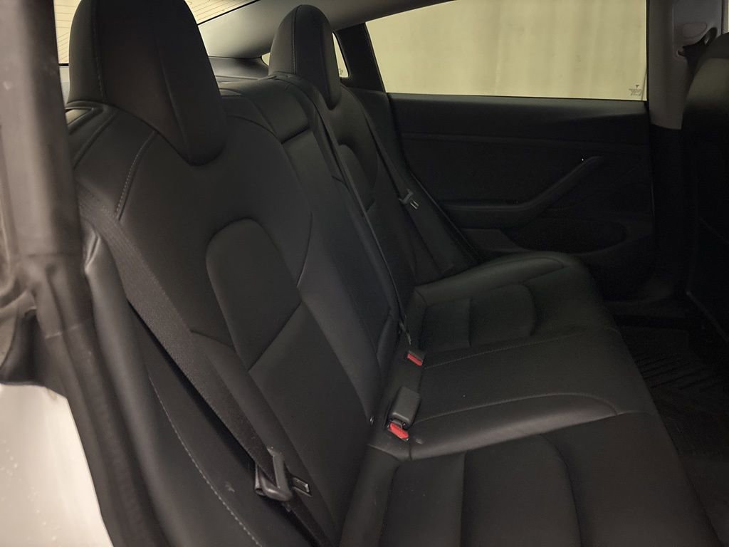 Used 2020 Tesla Model 3 image 17