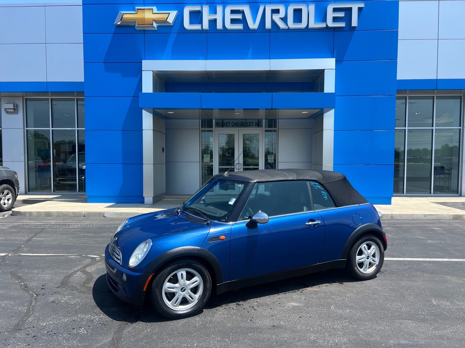 Used 2008 MINI Cooper Convertible FWD image 1