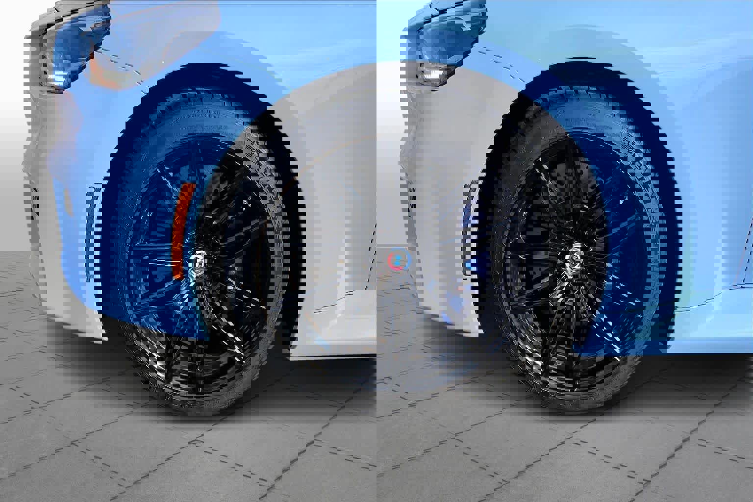 Used 2023 BMW M2 image 9