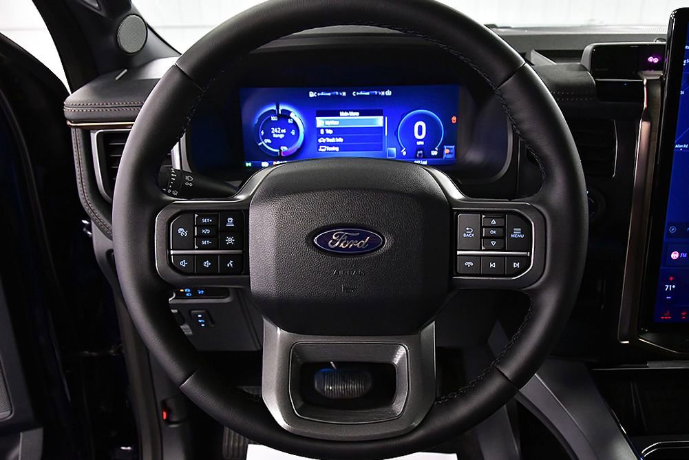 Used 2025 Ford F150 Lightning Lariat AWD/4WD image 20