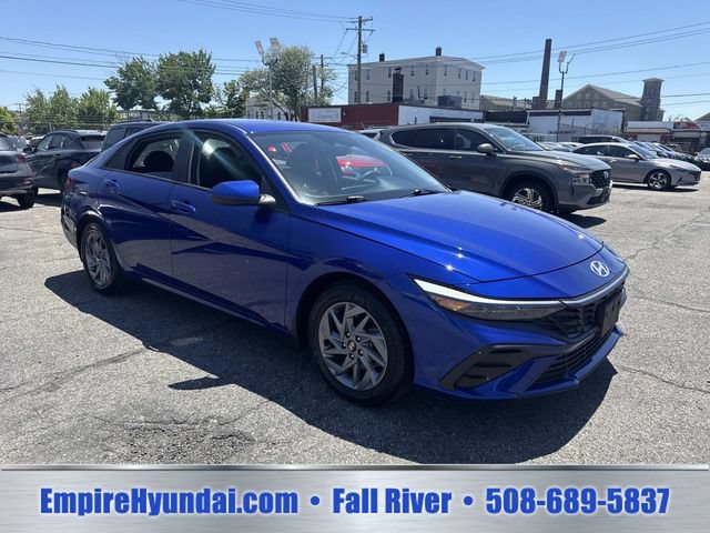 Certified 2024 Hyundai Elantra SEL FWD video 2
