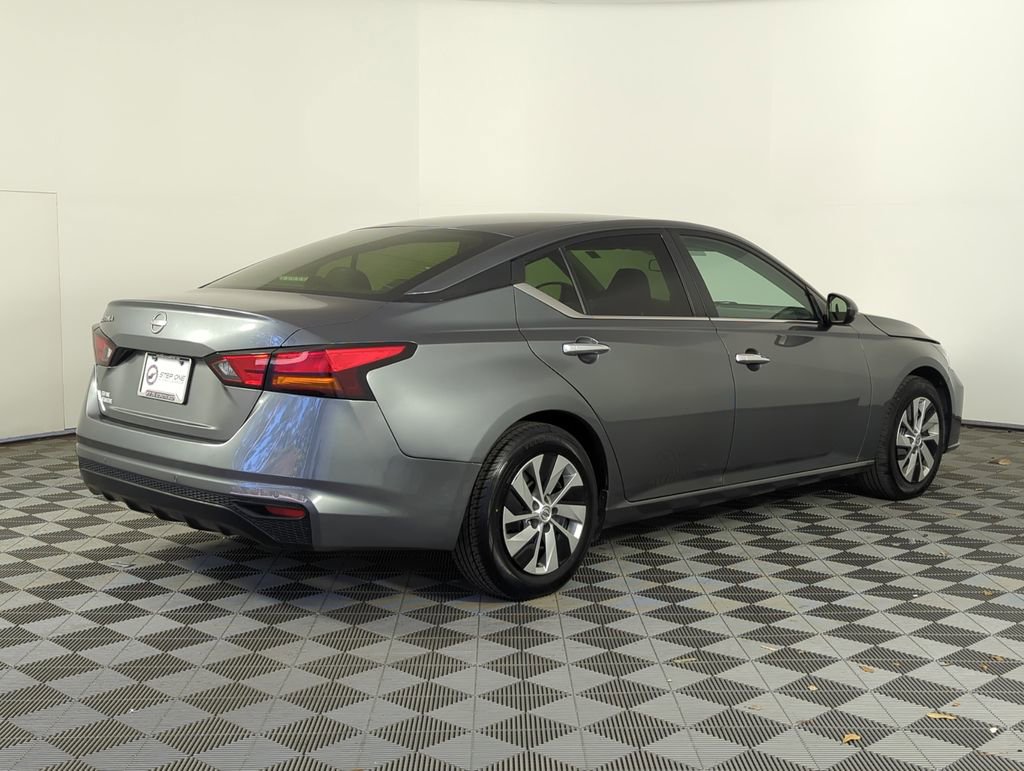 Used 2023 Nissan Altima 2.5 S image 7