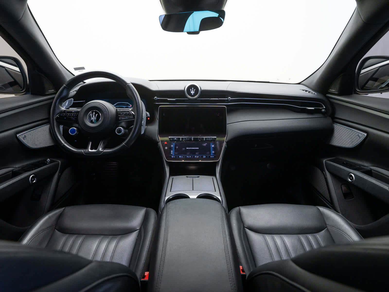 Used 2024 Maserati Grecale GT image 18