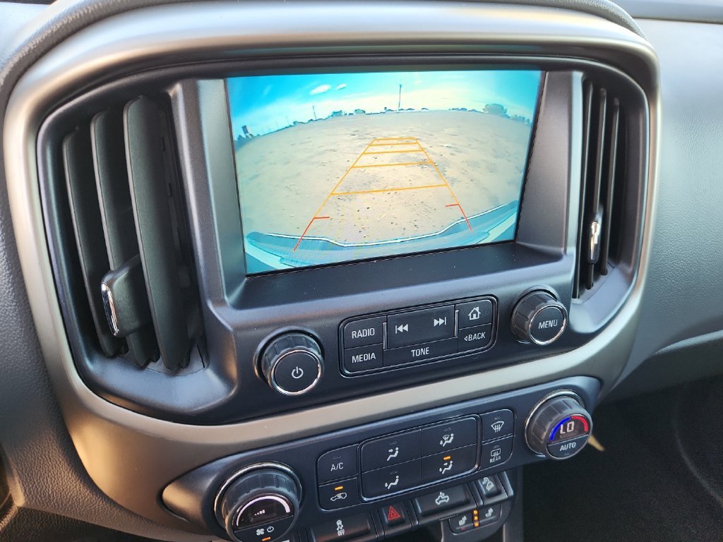 Used 2017 Chevrolet Colorado Z71 AWD/4WD image 22
