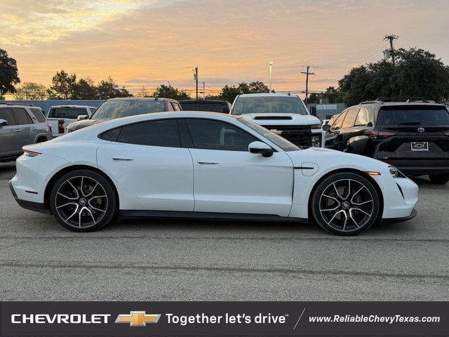 Used 2023 Porsche Taycan RWD image 3