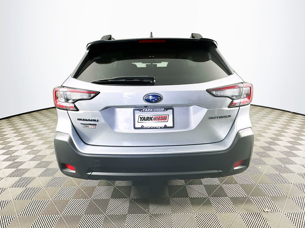 Certified 2025 Subaru Outback Onyx Edition image 9