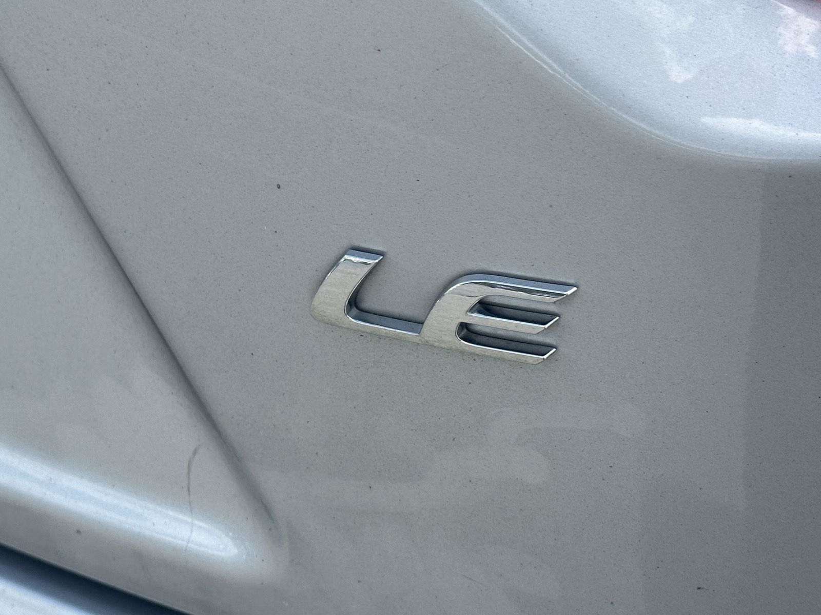 Used 2024 Toyota Corolla LE FWD image 10