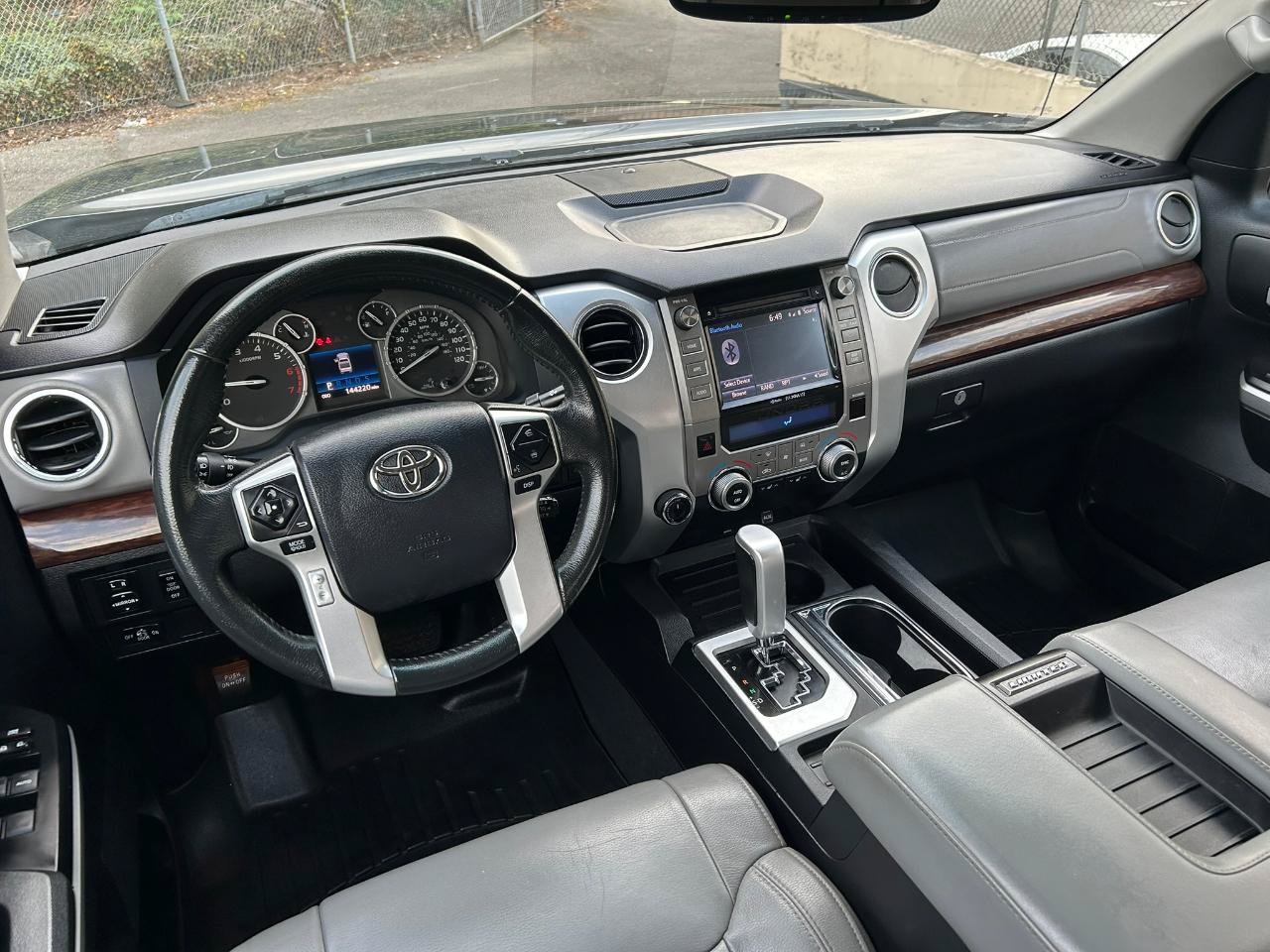 Used 2014 Toyota Tundra Limited w/ Limited Premium Package AWD/4WD image 14