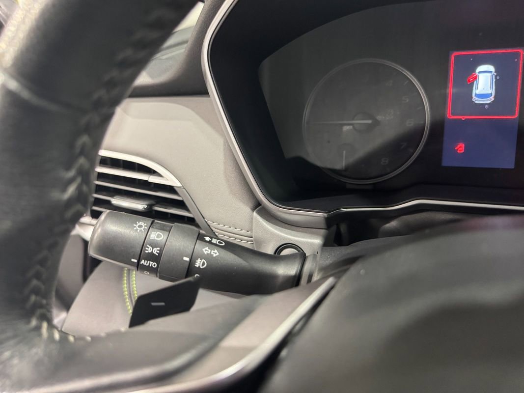 Used 2023 Subaru Outback Onyx Edition image 15