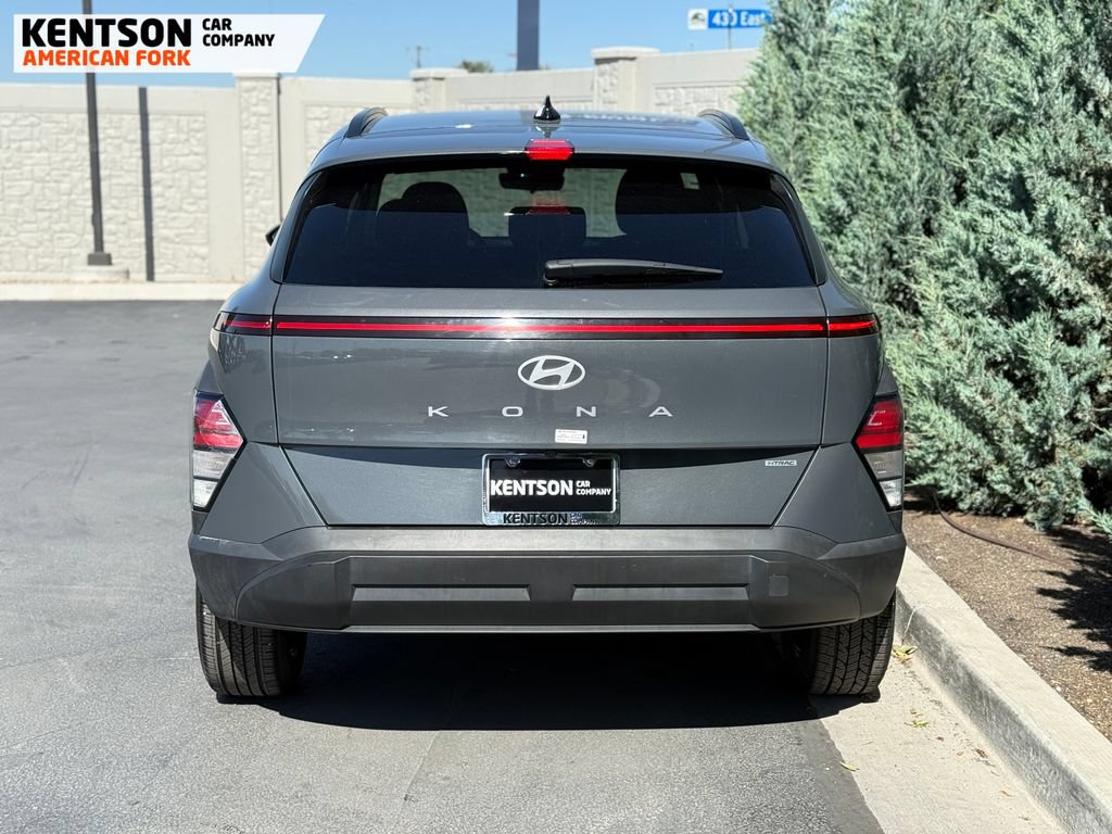 Used 2025 Hyundai Kona SEL AWD/4WD image 6
