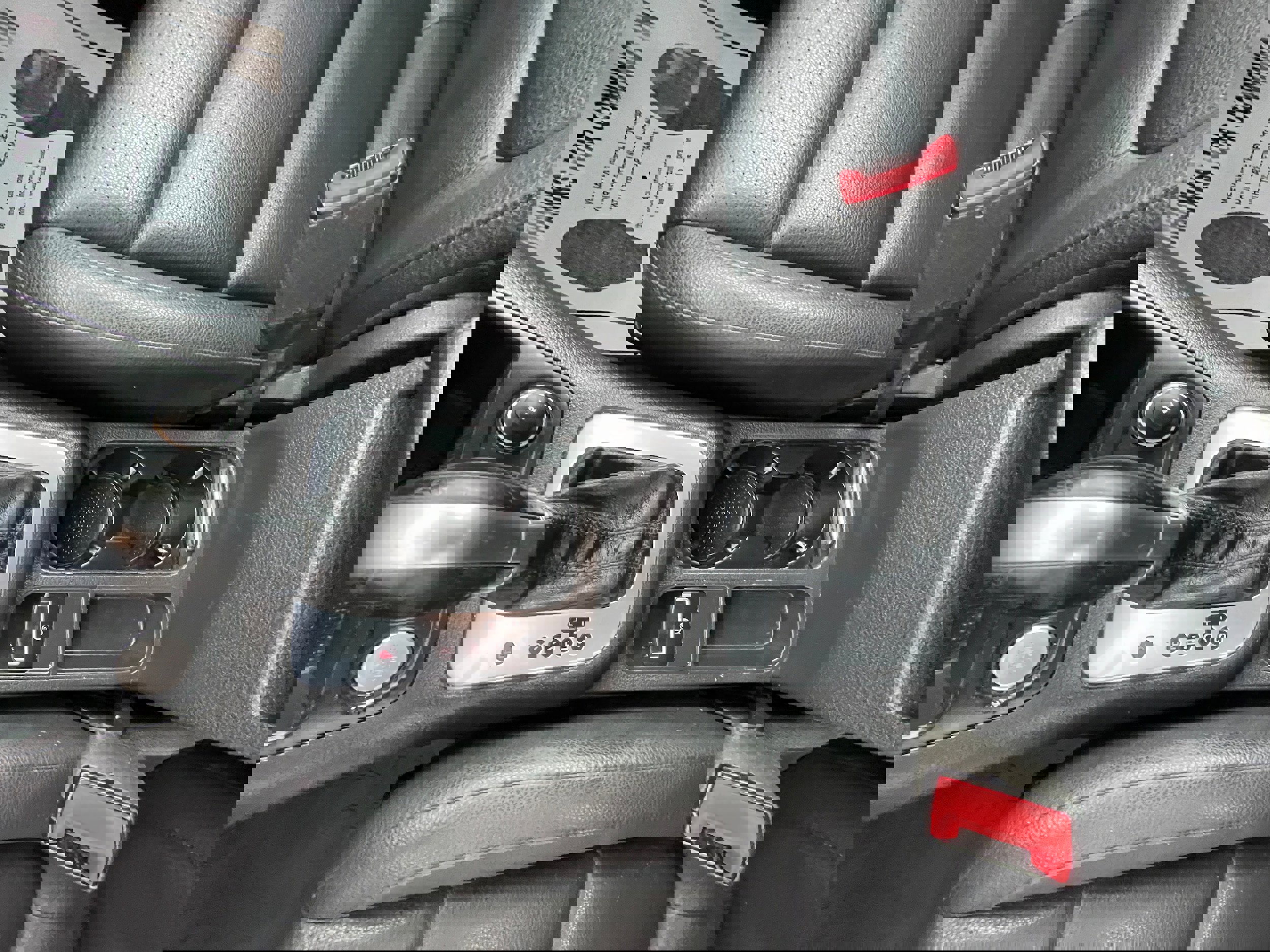 Used 2016 Volkswagen Tiguan S image 19