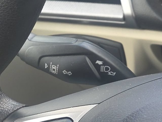 Used 2020 Ford Fusion SE FWD image 35