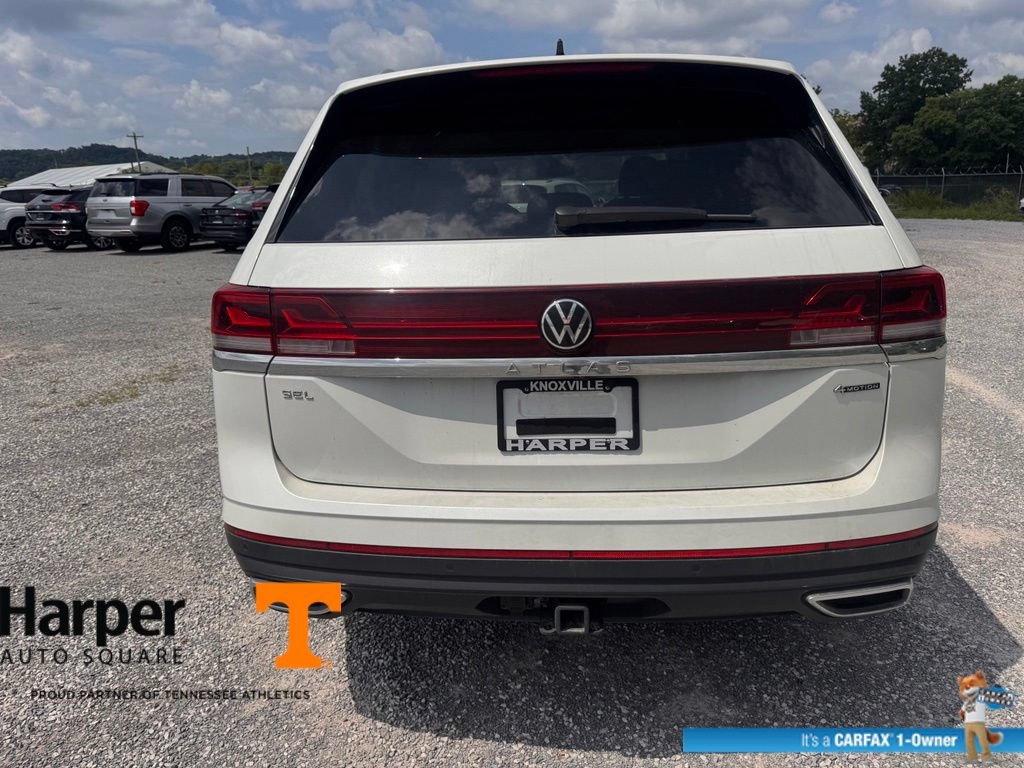 Used 2025 Volkswagen Atlas SEL AWD/4WD image 4