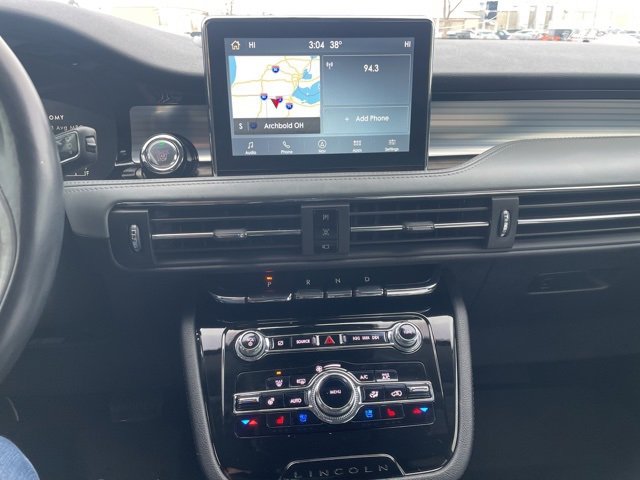 Used 2022 Lincoln Corsair Reserve w/ Equipment Group 201A image 4