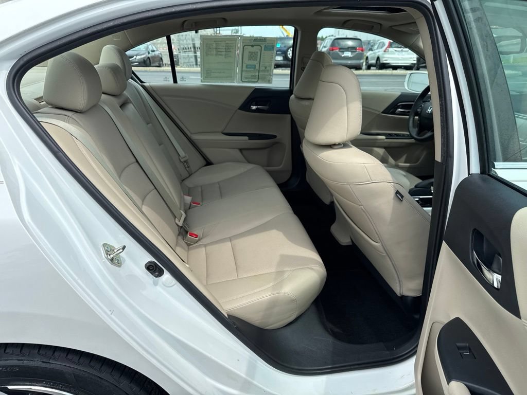 Used 2016 Honda Accord EX-L image 35