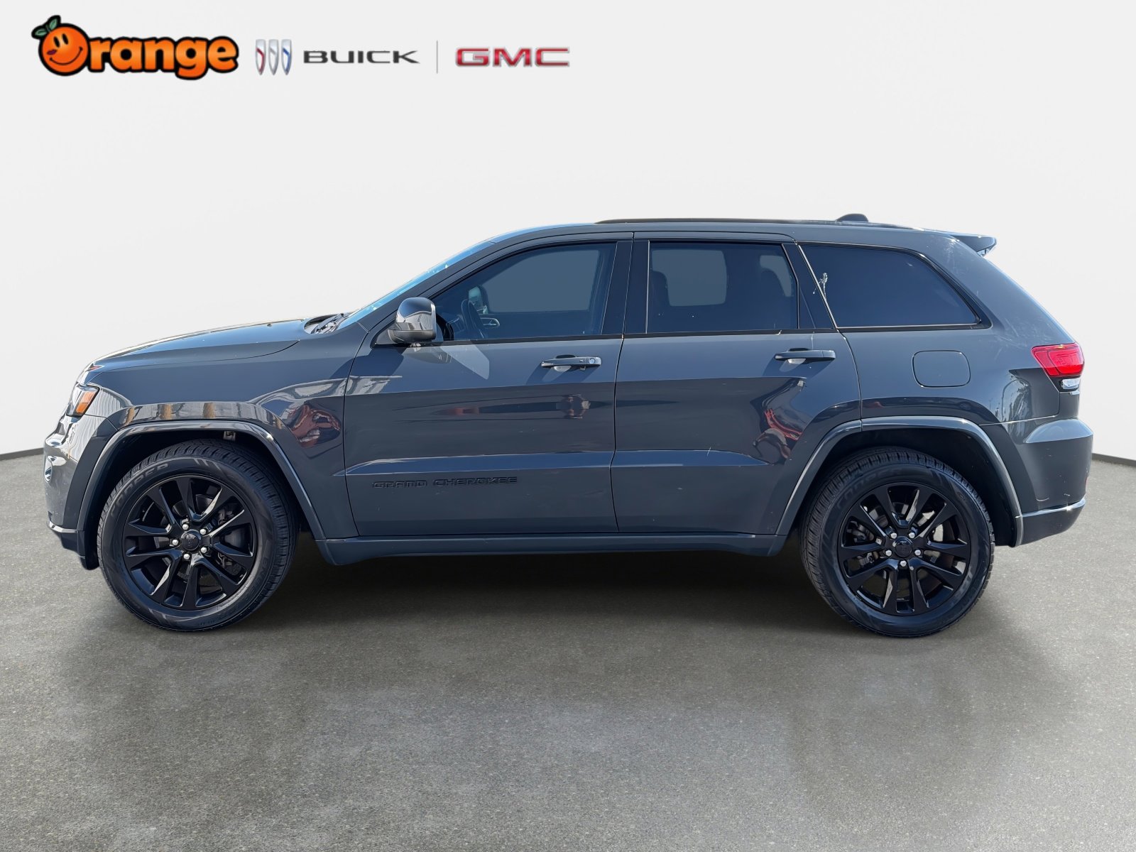 Used 2018 Jeep Grand Cherokee Altitude image 6