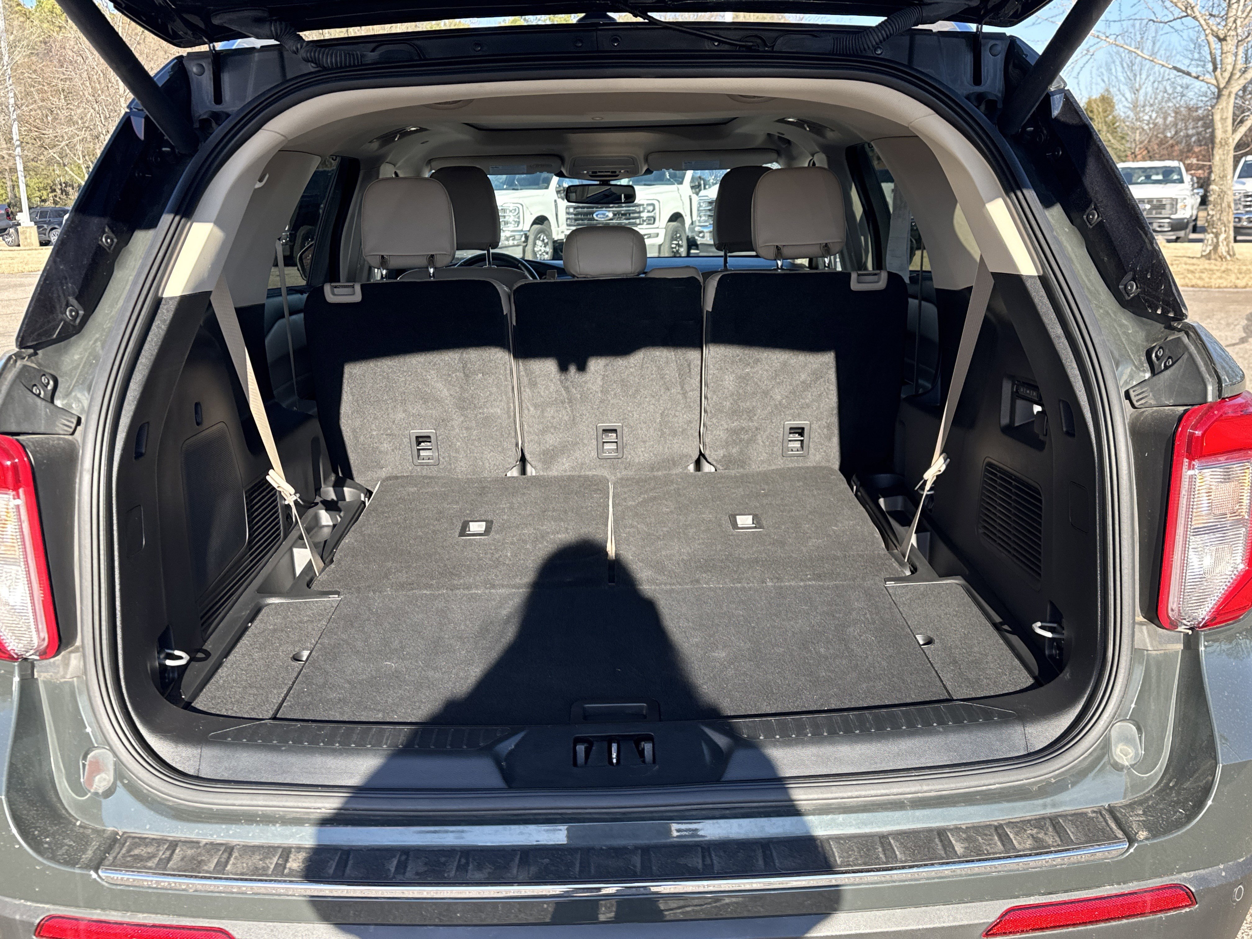 Used 2023 Ford Explorer Limited w/ Hybrid Equipment Group 310A image 13