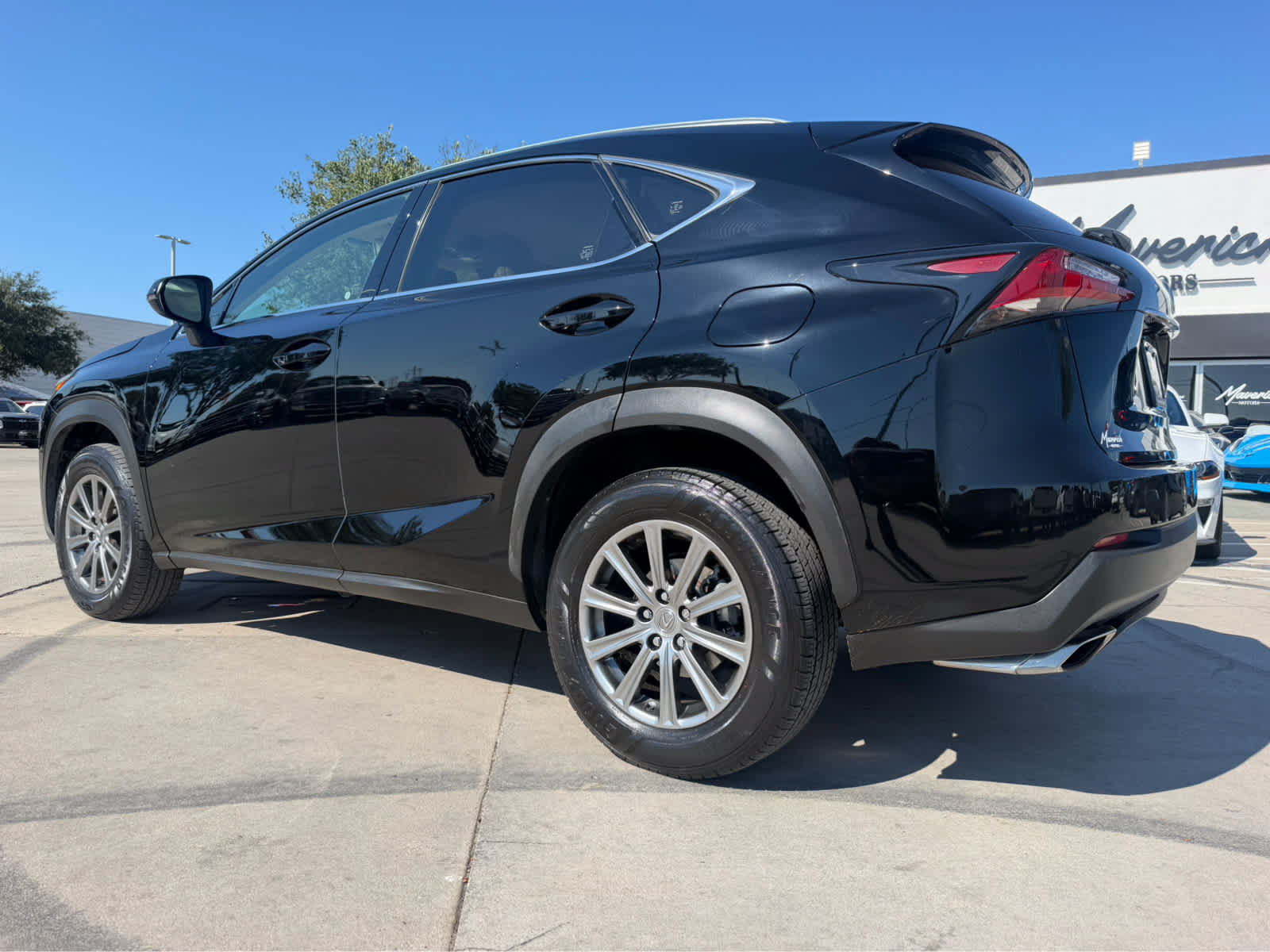 Used 2015 Lexus NX 200t FWD image 9