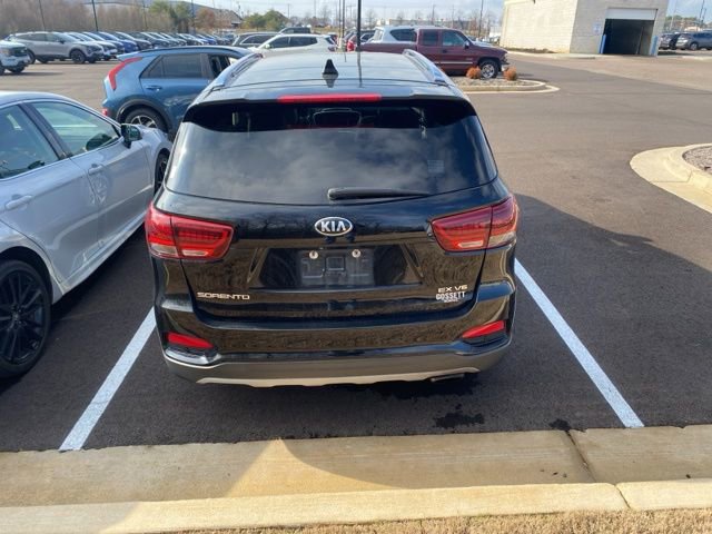 Used 2016 Kia Sorento LX w/ LX Convenience Package image 5