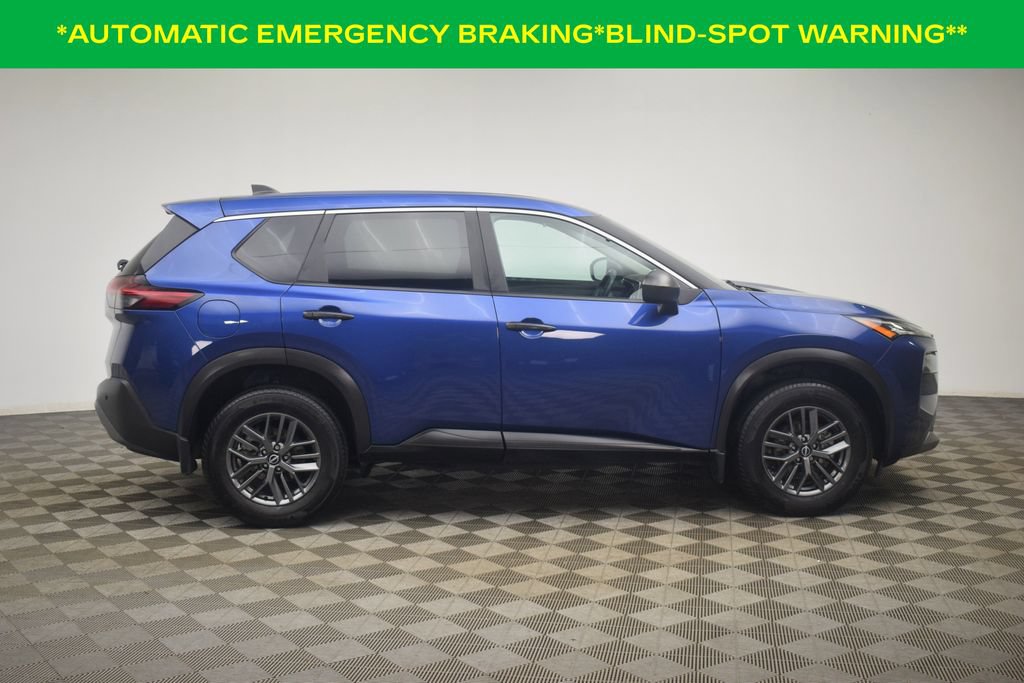 Used 2023 Nissan Rogue S FWD image 12