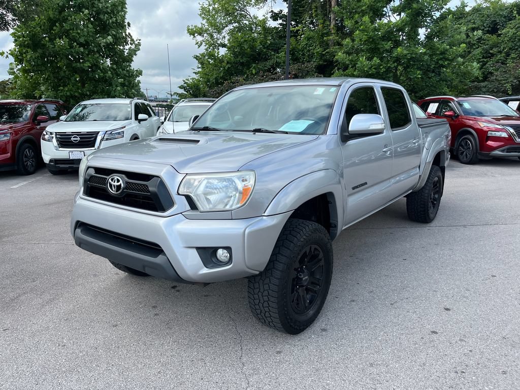 Used 2015 Toyota Tacoma PreRunner w/ TRD Sport Package RWD video 3