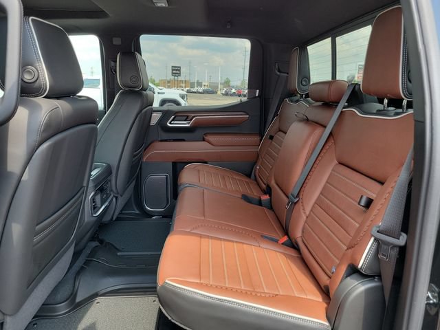 New 2026 GMC Sierra 1500 Denali Ultimate w/ LPO, Black Badging Package AWD/4WD image 12