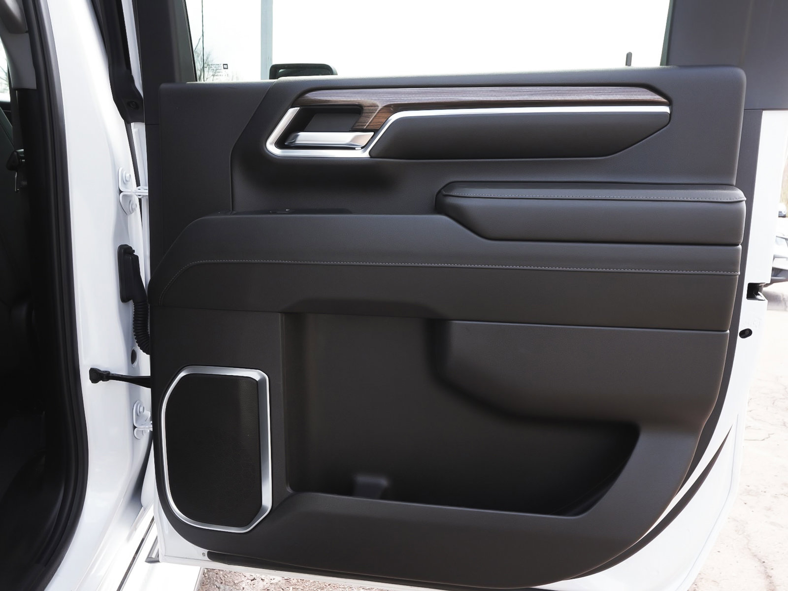 Used 2024 Chevrolet Silverado 2500 LT w/ Texas Edition image 12