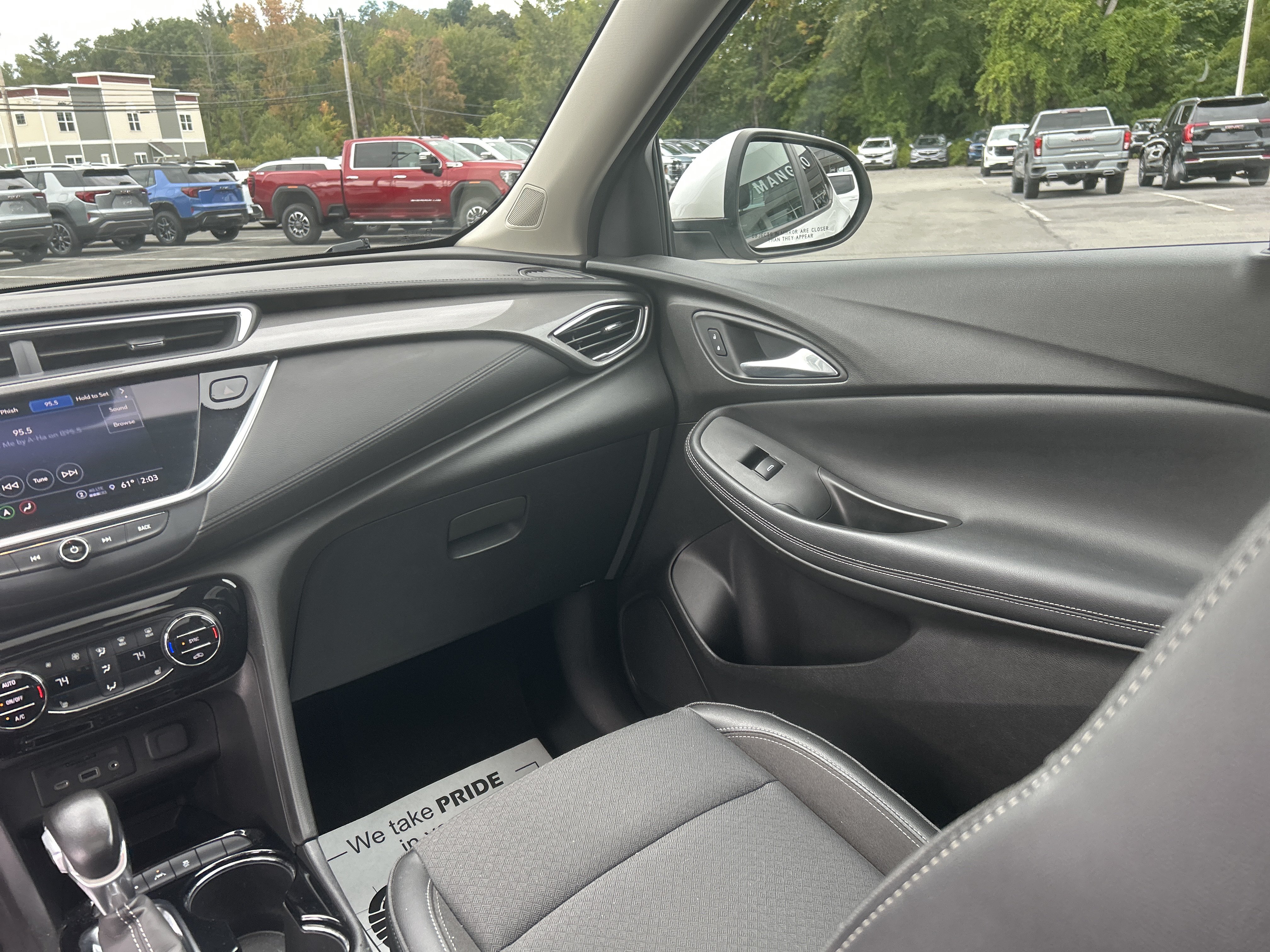 Used 2021 Buick Encore GX Select w/ Advanced Technology Package AWD/4WD image 30