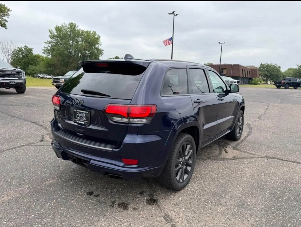 Used 2018 Jeep Grand Cherokee High Altitude AWD/4WD image 3