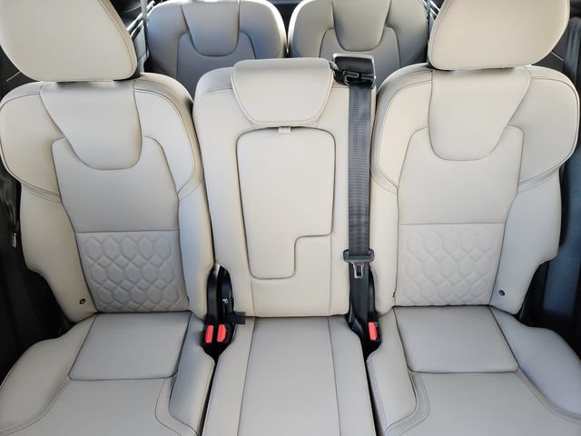 New 2026 Volvo XC90 B5 Core AWD/4WD image 14