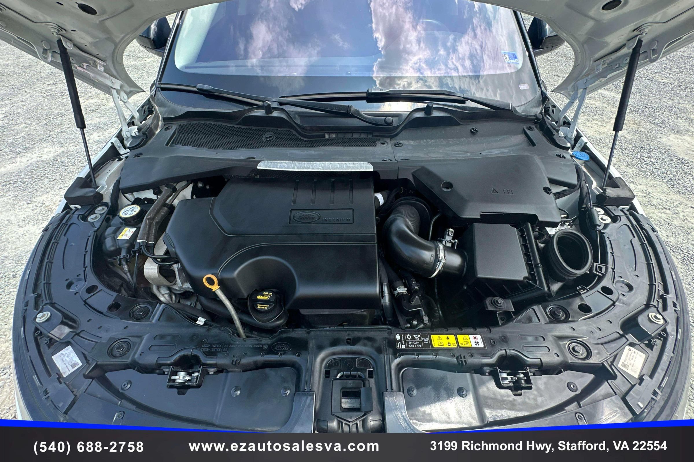 Used 2020 Land Rover Range Rover Evoque SE AWD/4WD image 12