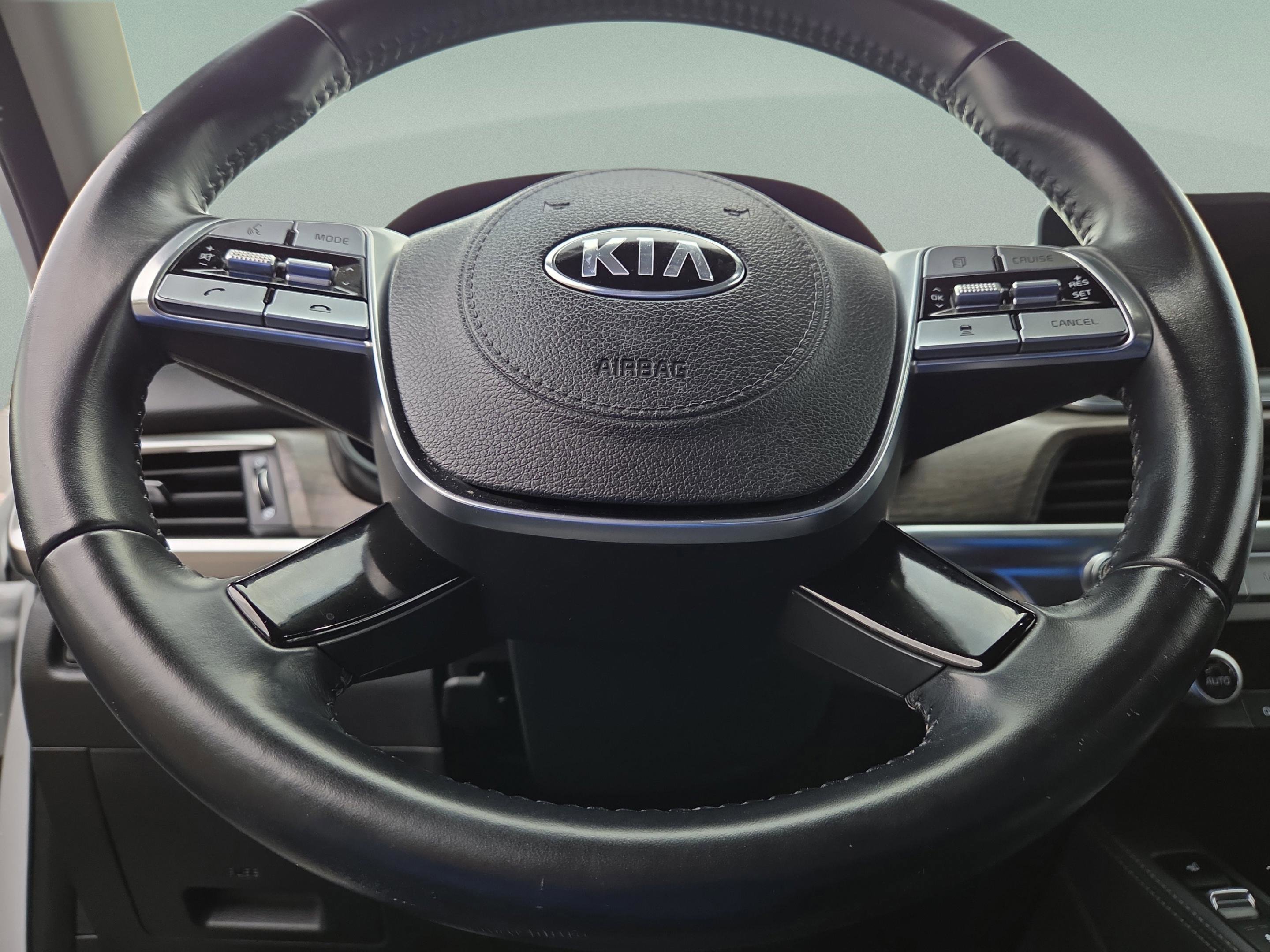 Used 2020 Kia Telluride EX image 11