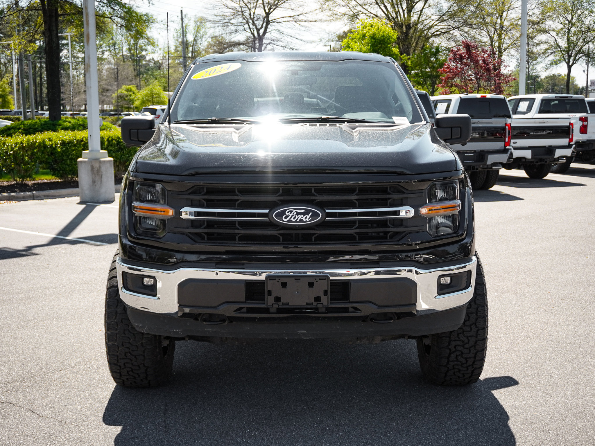 Used 2024 Ford F150 XLT AWD/4WD image 3