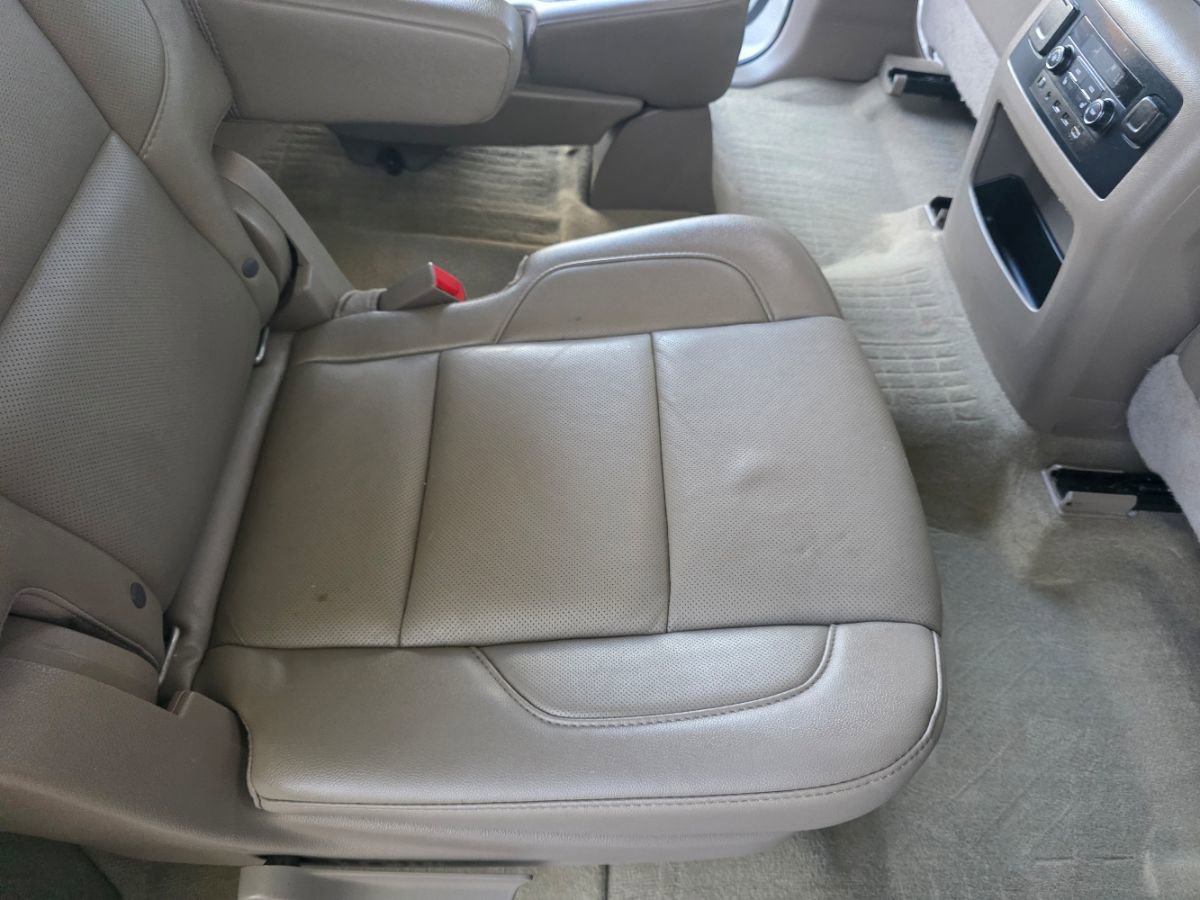 Used 2018 GMC Yukon XL SLT w/ Open Road Package image 36