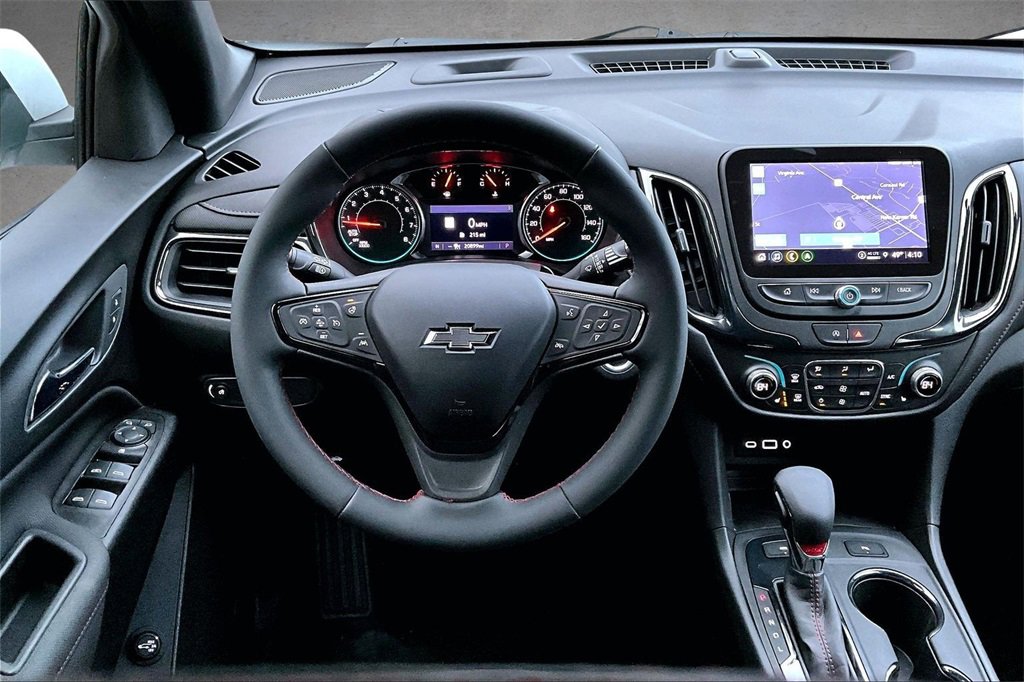 Used 2023 Chevrolet Equinox RS image 8