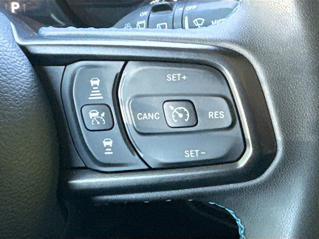 Used 2024 Jeep Wrangler Unlimited Rubicon 4xe AWD/4WD image 11