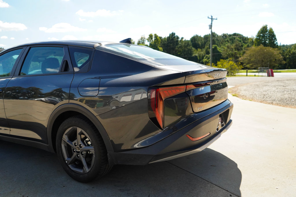Used 2025 Kia K4 FWD image 20