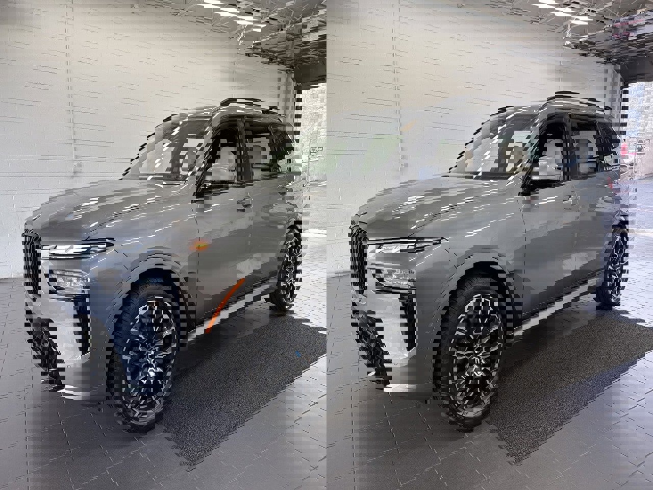 New 2026 BMW X7 xDrive40i w/ M Sport Package image 4