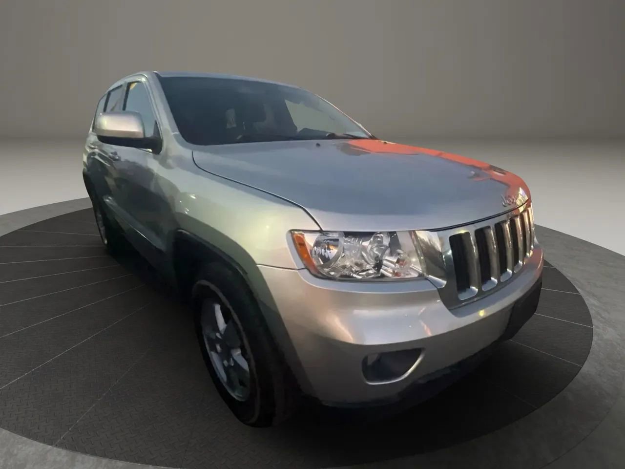 Used 2012 Jeep Grand Cherokee Laredo w/ Laredo E Group image 7