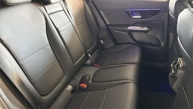 Used 2025 Mercedes-Benz GLC 300 4MATIC image 62