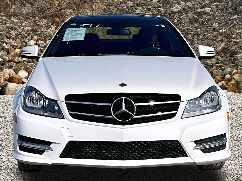 Used 2015 Mercedes-Benz C 250 Coupe image 3