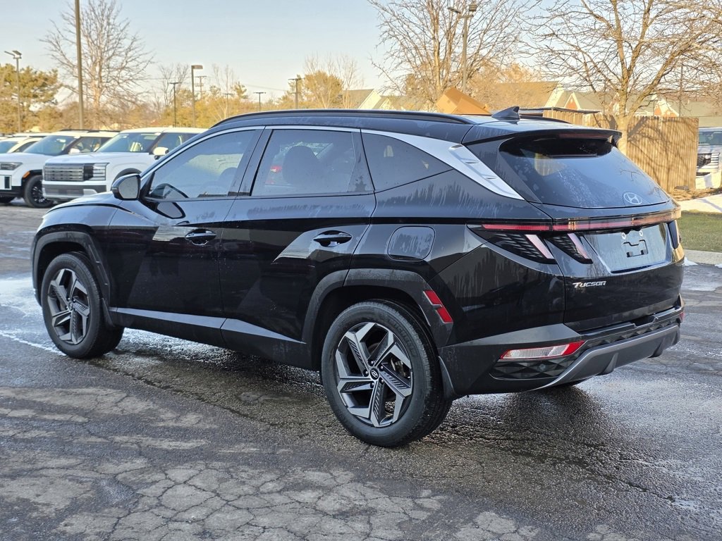 Used 2023 Hyundai Tucson Limited w/ Winter Package image 3