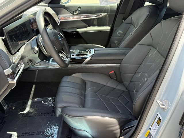 Used 2026 BMW 750e xDrive AWD/4WD image 20