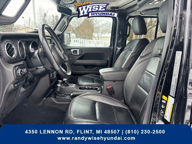 Used 2022 Jeep Wrangler Unlimited Sahara w/ Cold Weather Group image 11
